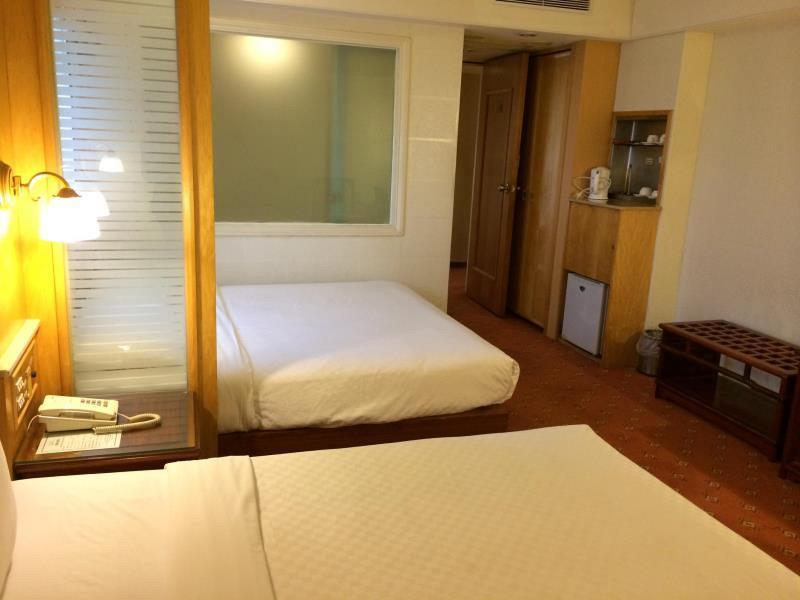 Kdm Hotel Taipei Exteriör bild